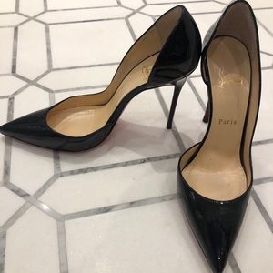 Iriza Patent- Christian LouBoutin- sz 39 pumps!